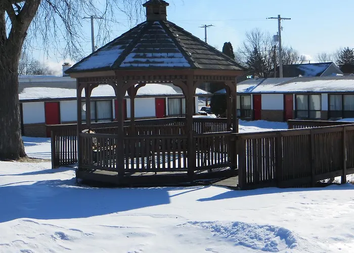 Daniels Motel 2*