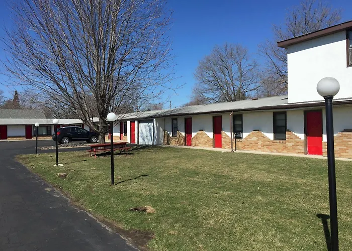 Daniels Motel 2*